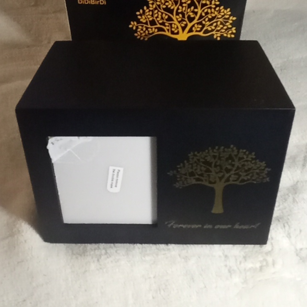 FOREVER IN OUR HEARTS MEMORIAL BOX NEW IN BOX!